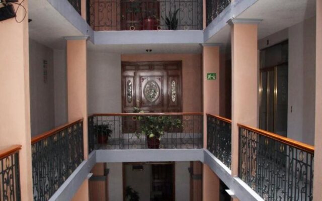 Hotel Plaza Tarasca