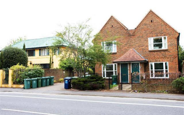 Flat 4 Summertown Court