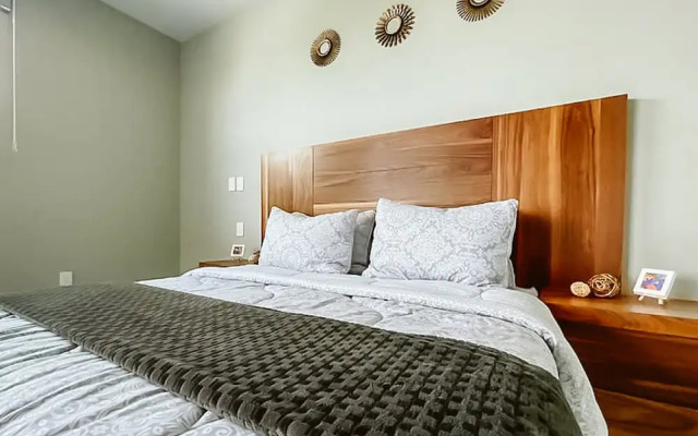 Level luxury condos