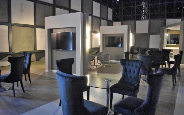 Hotel Pueblo Amigo Plaza & Casino