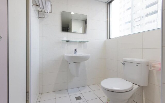 Wei Yang Light Travel