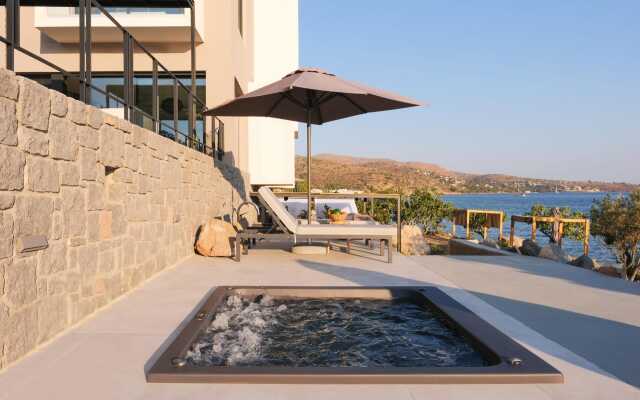 Floating Cube Villas Aegina