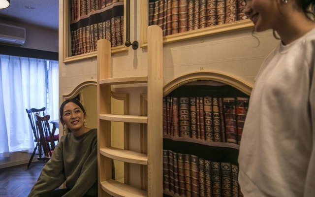 The Wardrobe Hostel Libreria