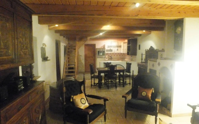 Rheinufer Lodge