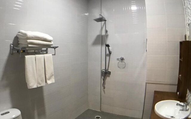 Hotel Ba Thaung