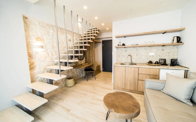Kali Thea Suites