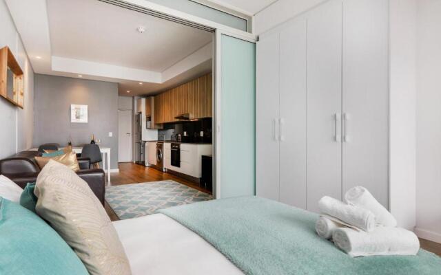 Stylish Central Apartment near Table Mountain