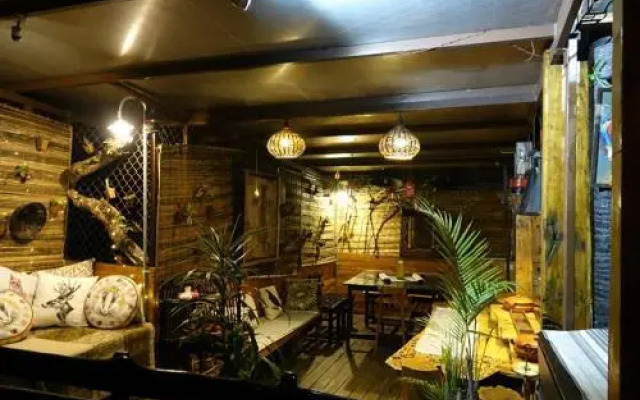 De Rock Jungle Living Resort