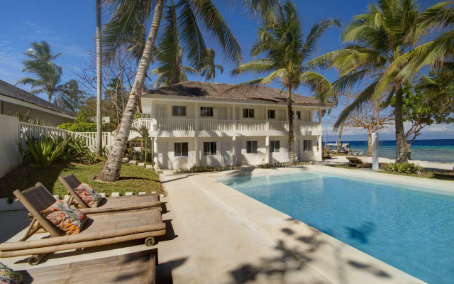 Momo Beach House