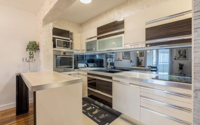 Amigo 2-Bedroom Luxury Suite - Seaview