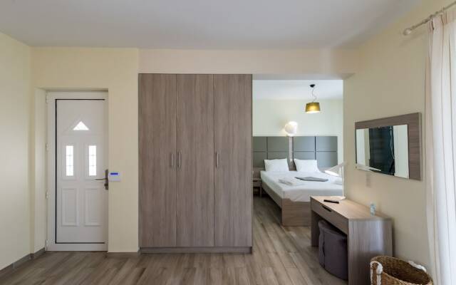 Sun, Sand & Seclusion - Artemis with Private Pool