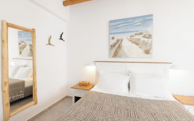 Parosquare Central Suites