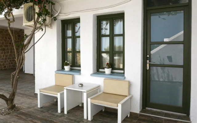 Nautilus Dome Suites & Apartments