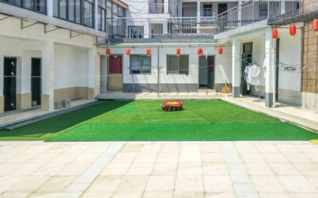 Tianjing Xiaoyuan Hostel