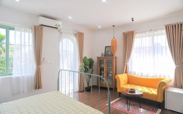Nang House Homestay