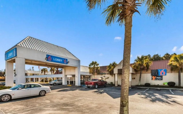 Knights Inn - Florence, SC