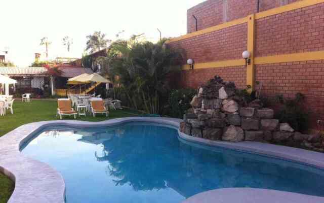 Hotel Oro Viejo