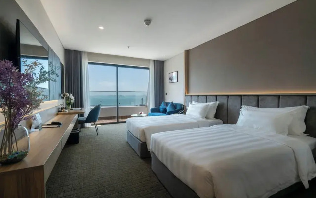 Wyndham Garden Legend Halong