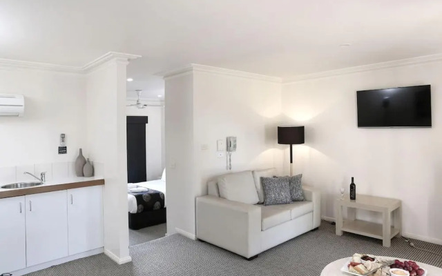 Murray Downs Resort