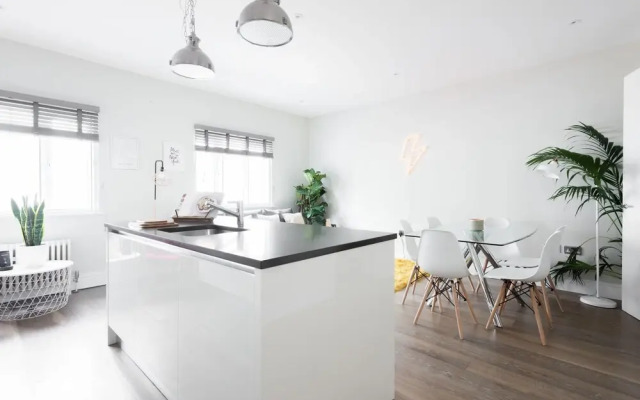 The Soho Studio - Modern & Central 2BDR