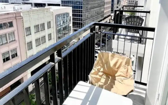 Room-the B's Crib Saint Dominique