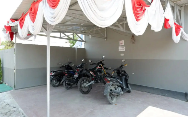 KoolKost near RS Samaritan Palu