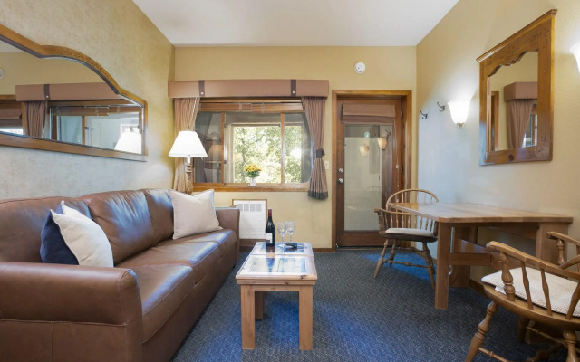 Olympic Village Inn