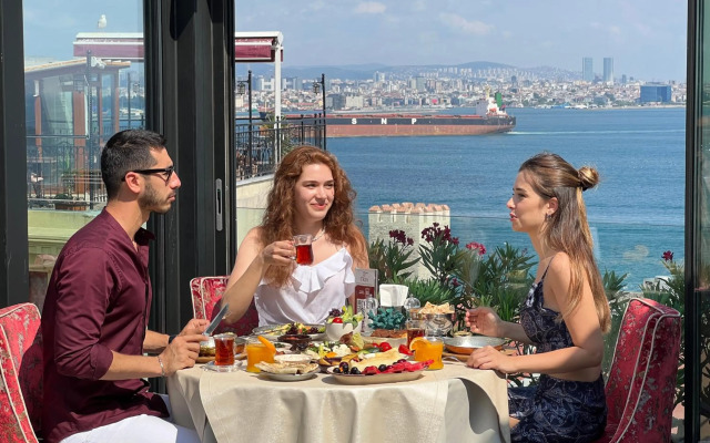 Tria Hotel - Special Class