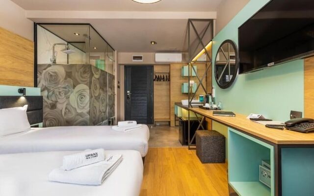 Urban Hotel