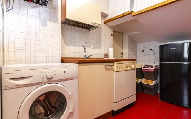 Stylish one Bedroom in the Heart of Bologna