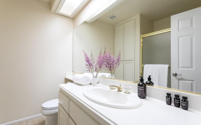 Flamingo by AvantStay | Desert Oasis 10 Mins to Coachella w/ Pool