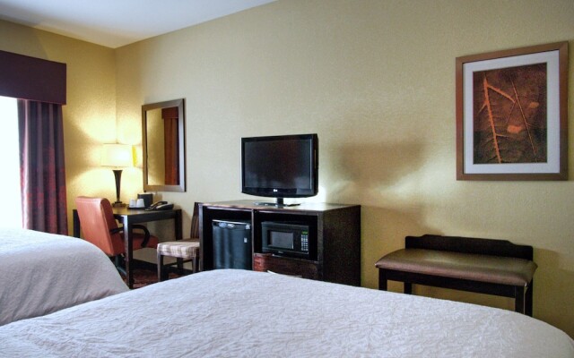 Hampton Inn & Suites Elk City