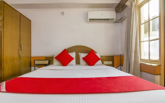 OYO 10885 Hotel Keerthana International