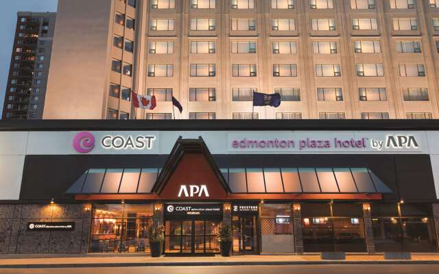 Coast Edmonton Plaza Hotel by APA