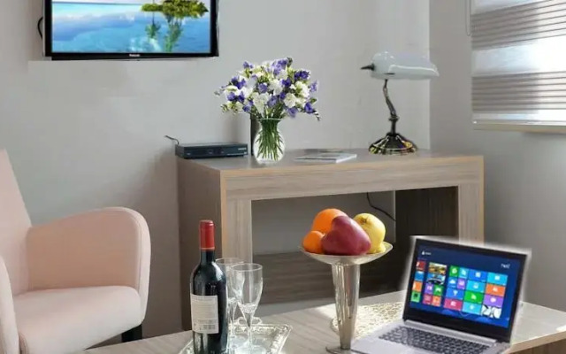 Charm Suites Pera