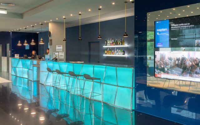 Holiday Inn Express Lisbon - Alfragide by IHG