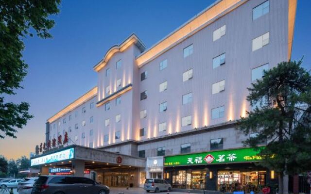 Starlight International Hotel