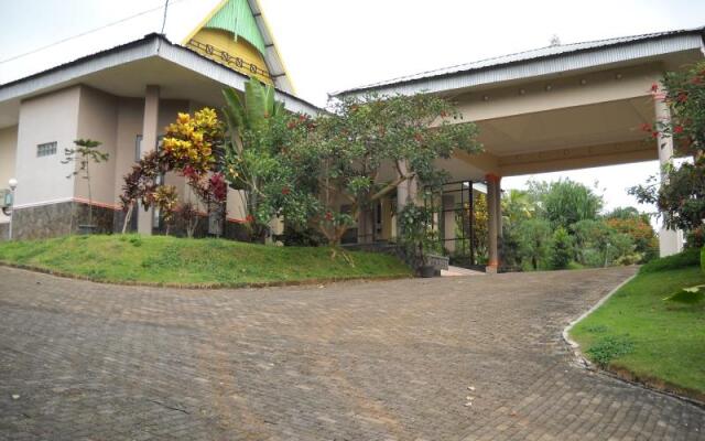 Banaran 9 Resort