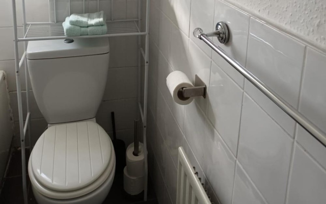 Leeds - Apartment - Stay 3- Parking - Garden