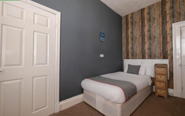OYO Pier Hotel Rhyl