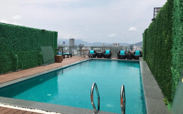 Gold Hotel III Da Nang