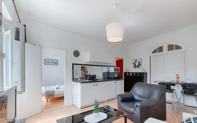 Heart OF Endoume - T2 Black&white