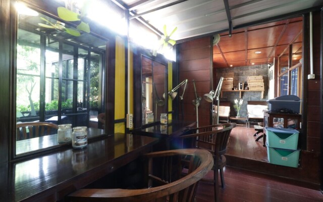 NILA HOUSE, Sharia Family Home Stay