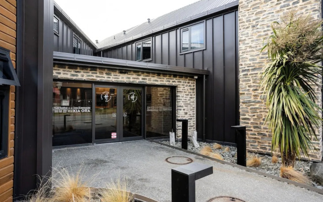 Haka House Lake Tekapo