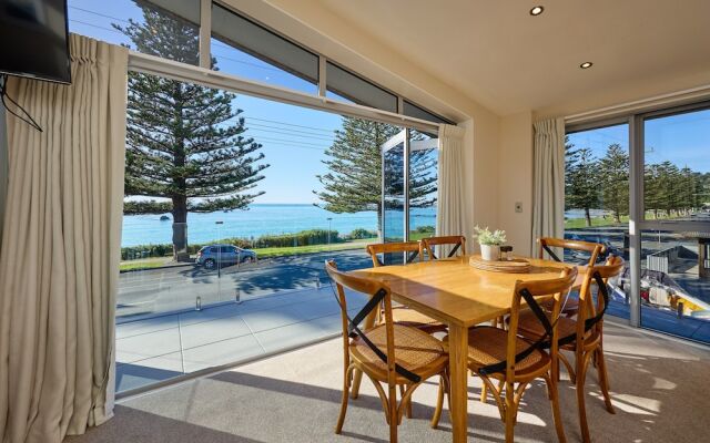 Kaikoura Waterfront Apartments