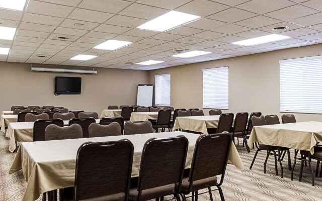 MainStay Suites Fargo - I-94 Medical Center