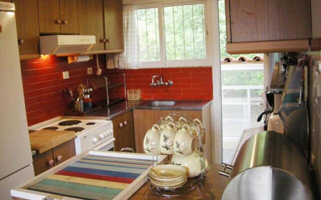 Villa Alkyon - Dreamy 3BR, Pool & BBQ next to Varnavas Beach