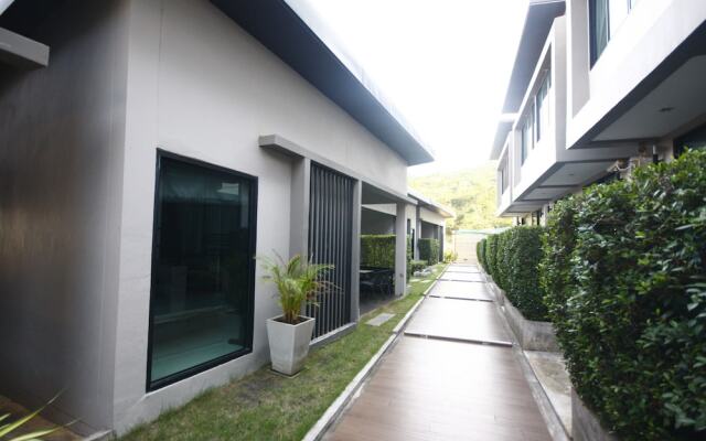 Koh Larn Villa Resort