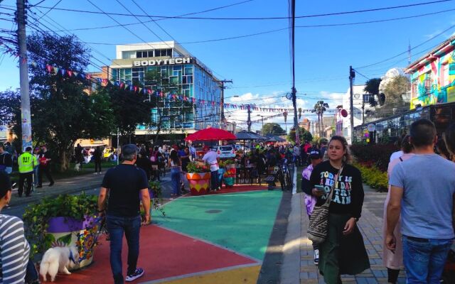 ApartaSuite Spa Work Bogota