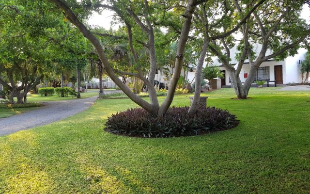 Baobab Chalets